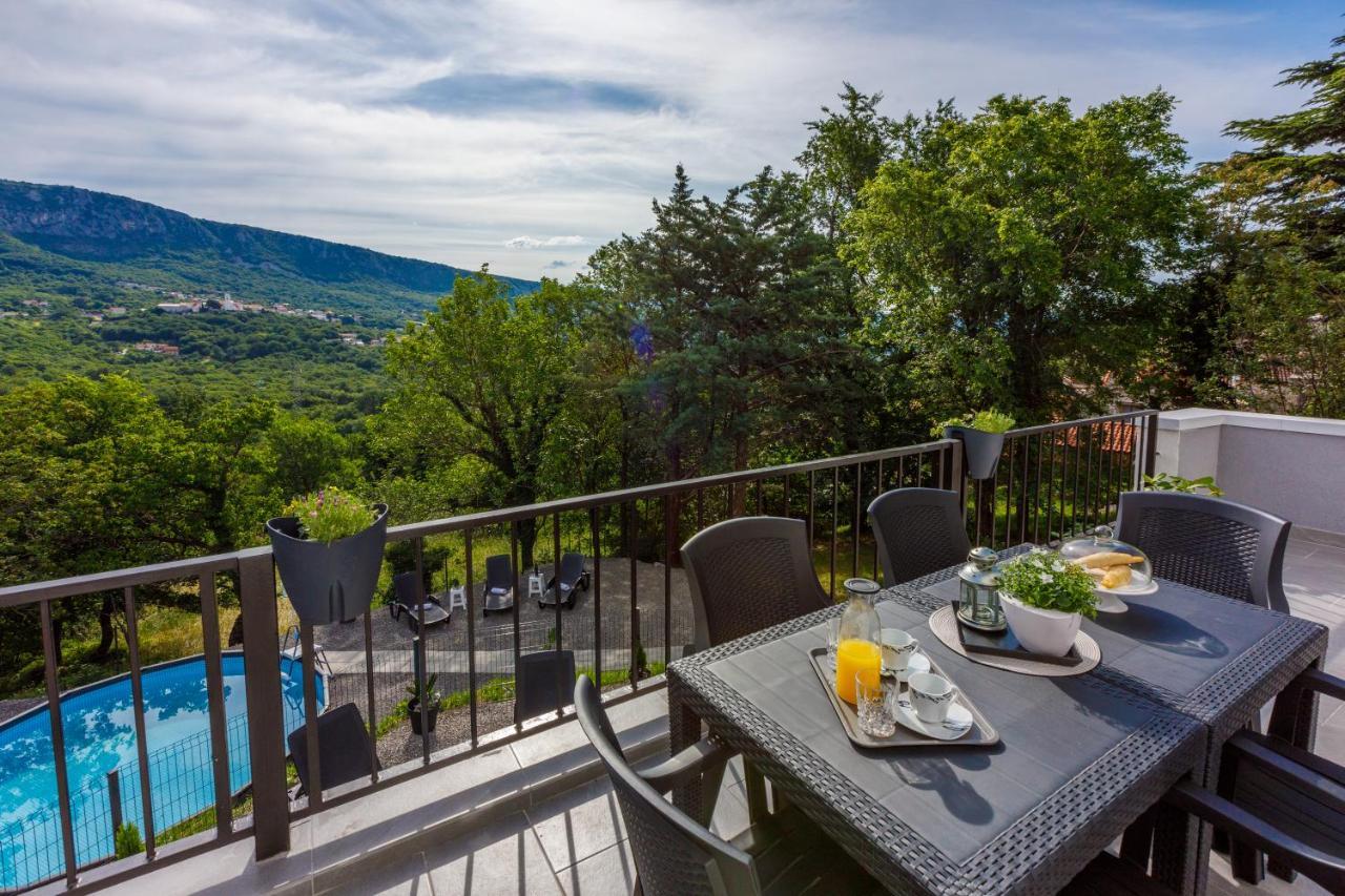 Holiday House Dino Брибир Екстериор снимка