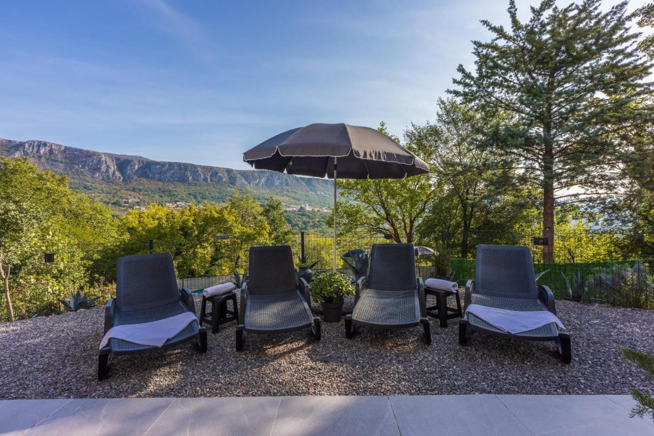 Holiday House Dino Брибир Екстериор снимка